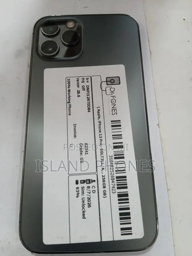 Apple iPhone 12 Pro 256 GB Silver · Photo 1