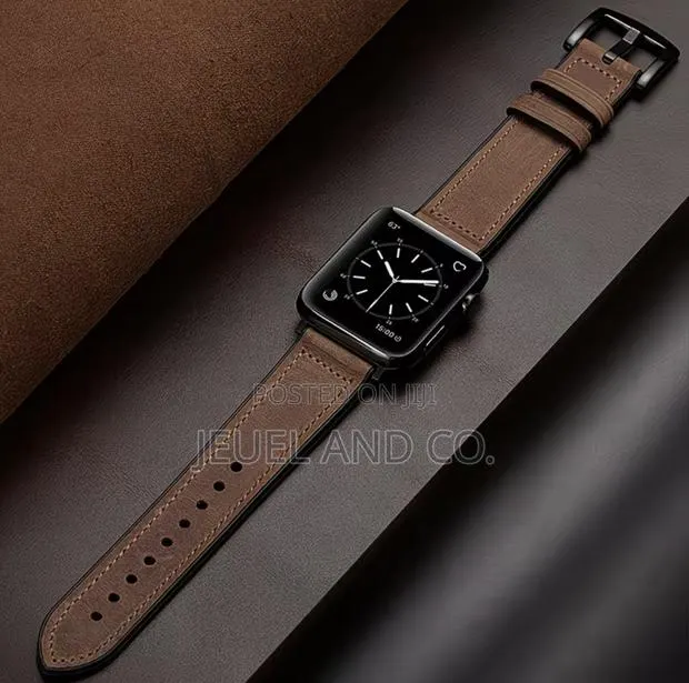 Vintage Synthetic Leather Watch Band/Strap Apple Watch 42/44/45/49mm · Photo 1