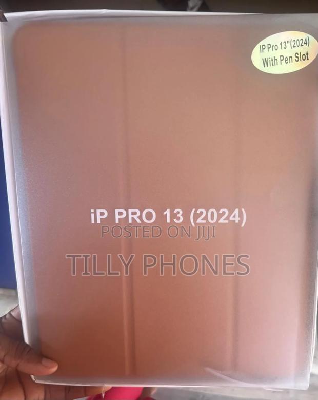 iPad Pro 13 (2024 Case · Photo 1
