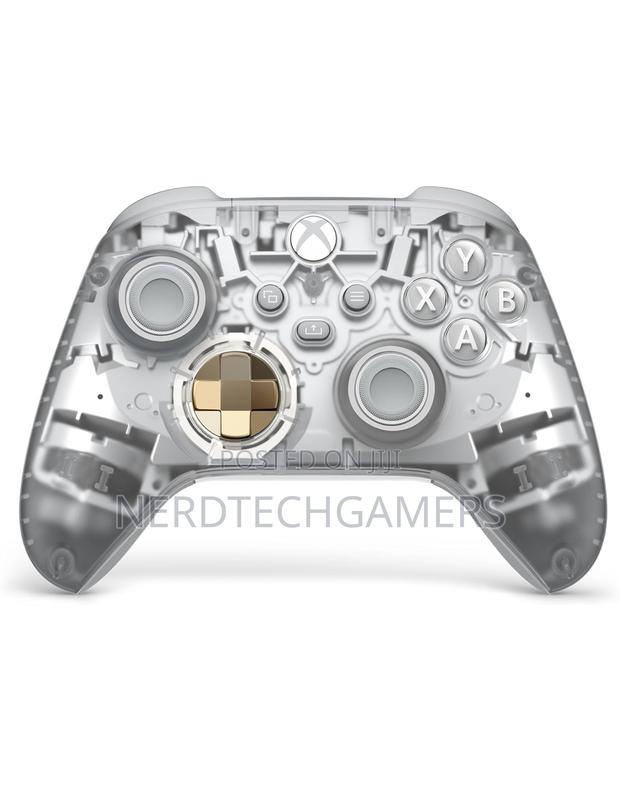 Xbox Wireless Controller Ghost Cipher Special Edition · Photo 2