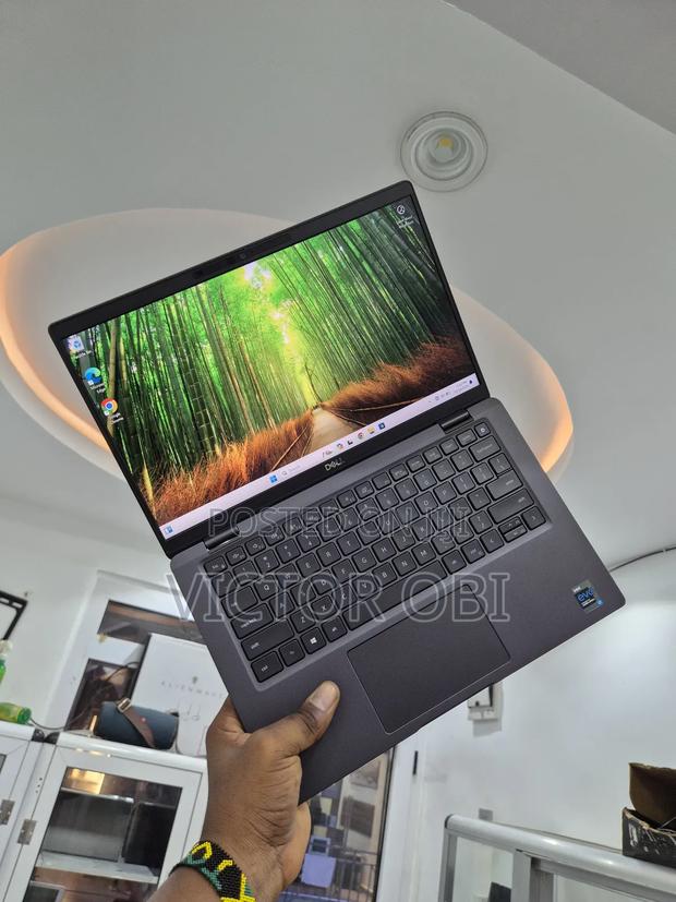 Laptop Dell Latitude 7420 16GB Intel Core i7 SSD 512GB · Photo 2