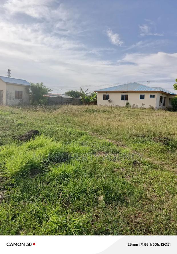 One Acre Industrial Land at Tema · Photo 2