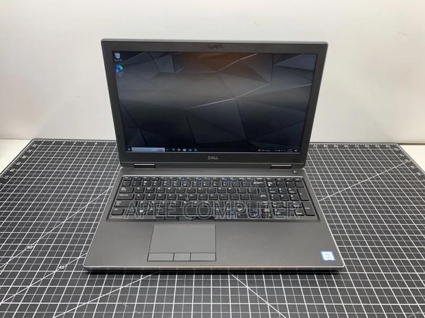 New Laptop Dell Precision 7540 32GB Intel Core I7 SSD 512GB