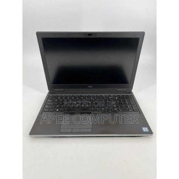 New Laptop Dell Precision 7540 32GB Intel Core I7 SSD 512GB · Photo 3