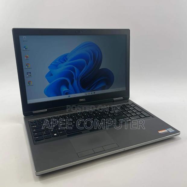 New Laptop Dell Precision 7540 32GB Intel Core I7 SSD 512GB · Photo 2