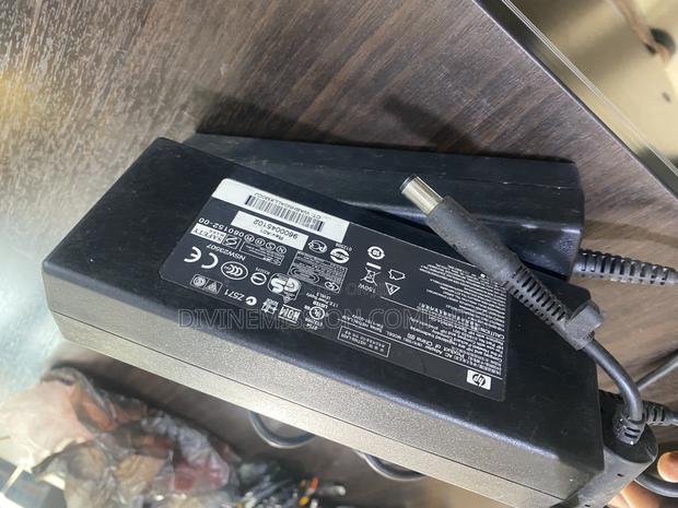Hp Big Pin Charger 19v~7.89A (150w) Uk Used Original · Photo 4