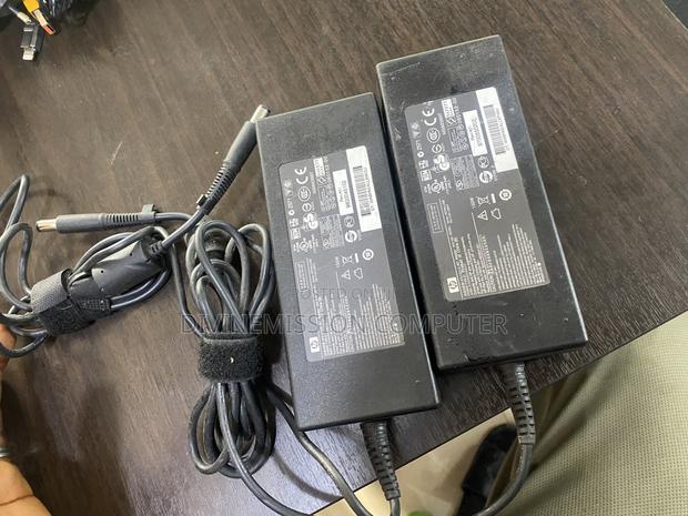 Hp Big Pin Charger 19v~7.89A (150w) Uk Used Original · Photo 5