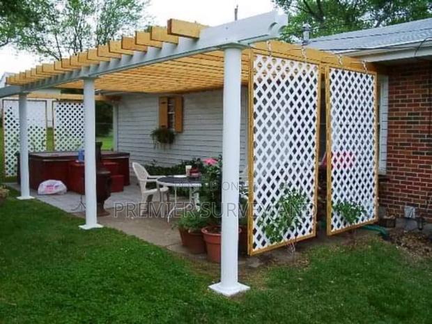 Pergola Construction · Photo 2