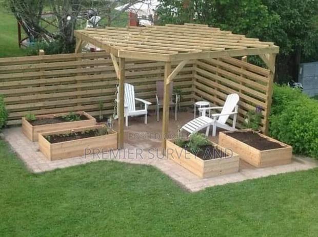 Pergola Construction · Photo 6