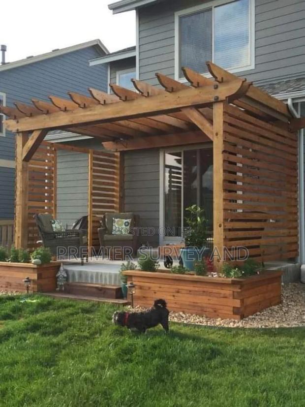Pergola Construction · Photo 7