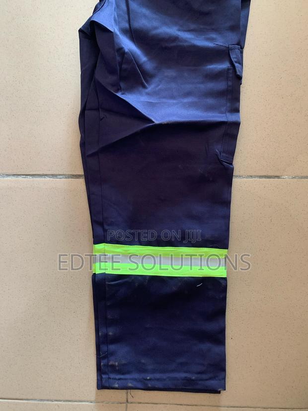 Cotton Coverall · Photo 5