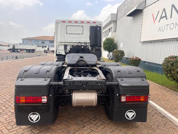 Foton GTL-E Amt 6x4 Tractor Head - Special Promo · Photo 4