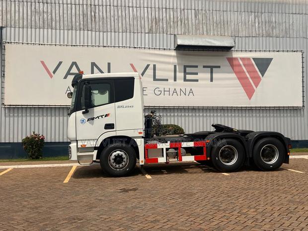 Foton GTL-E Amt 6x4 Tractor Head - Special Promo · Photo 3