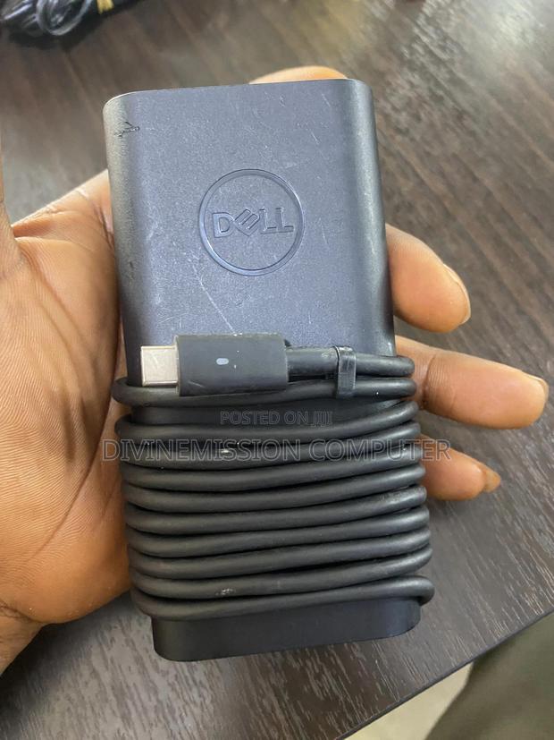 Dell Type C Charger 90w Original Uk Used · Photo 5