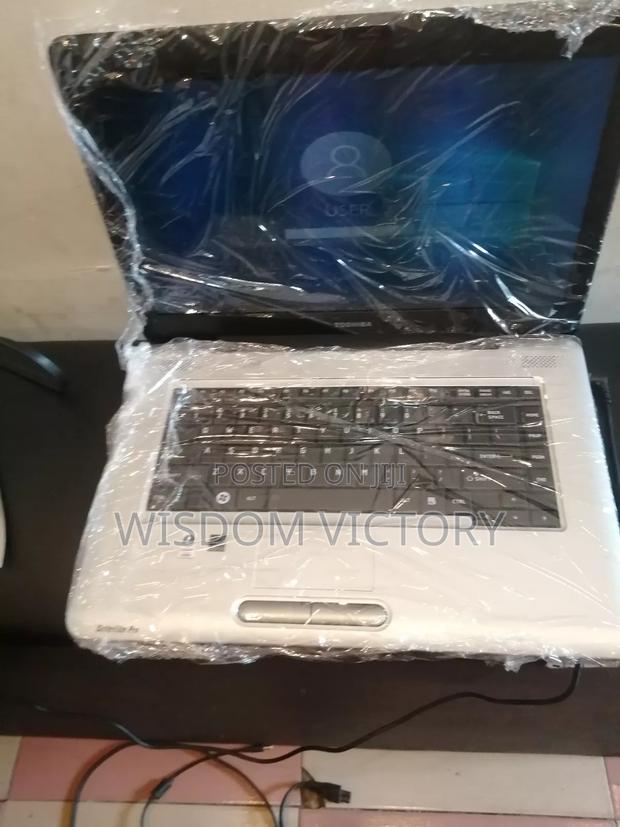 New Laptop Toshiba dynaEdge DC-100 4GB Intel HDD 250GB · Photo 4
