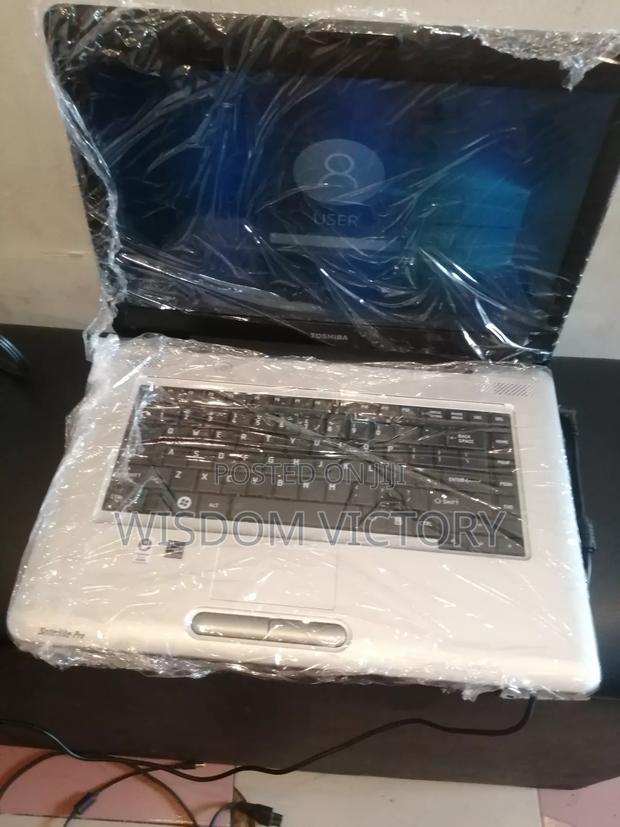 New Laptop Toshiba dynaEdge DC-100 4GB Intel HDD 250GB · Photo 5