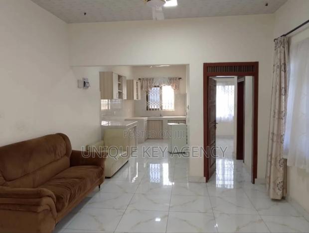 2bdrm Apartment in Unique Key Agency, Pig Farm for rent · Photo 4