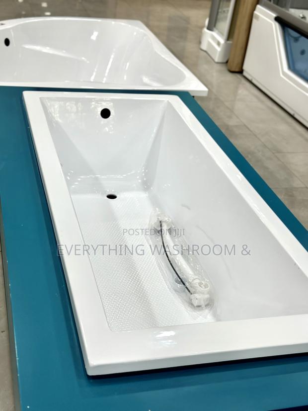 Straight Bathtub Heavy Bathtub Shower Pool European · Photo 1