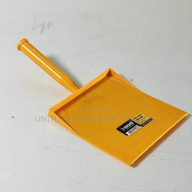 Plaster Shovel · Photo 2