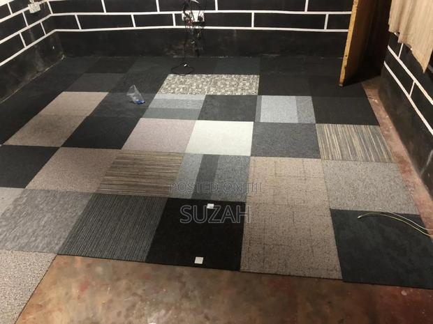 Beautiful Woolen Tiles · Photo 1