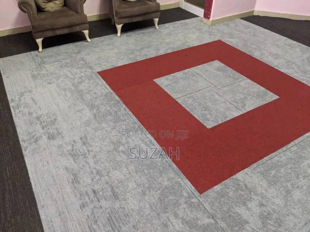 Multicolored Carpet Tiles · Photo 1