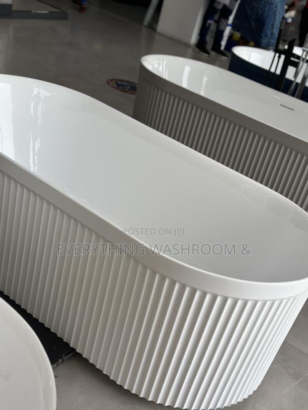 Ceramic Bathtub Hot-Tu Ceramic Bath Pool · Photo 7