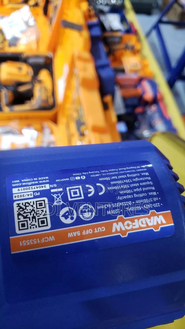 Wadfow 2200W Cut Off Saw · Photo 4