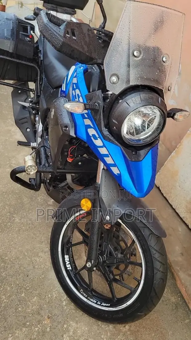 Suzuki V-Strom 2022 Blue · Photo 1