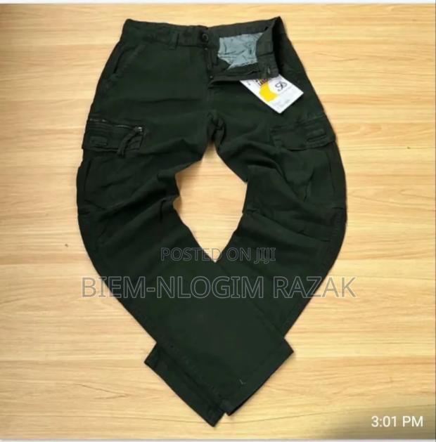 High Quality Cargo Pants Available in Stock · Photo 1