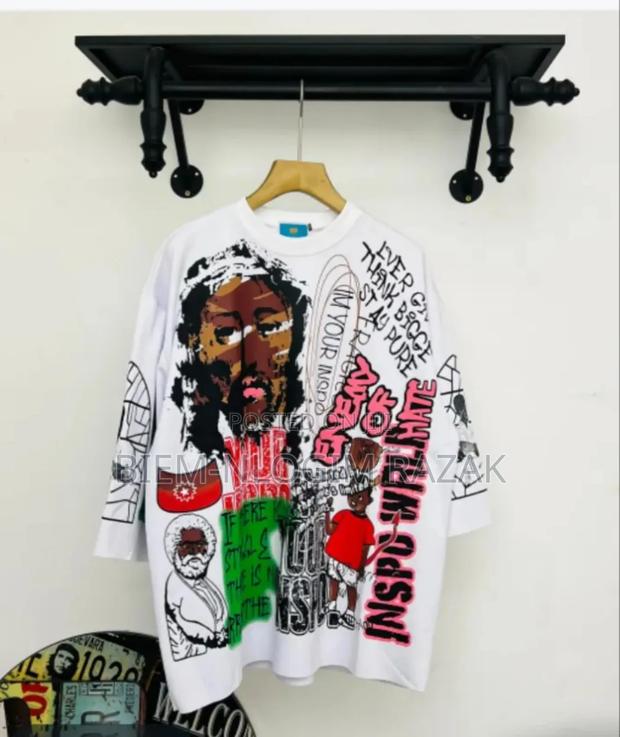 High Quality Thick N Very Heavy Crop Tshirts Available · Photo 1