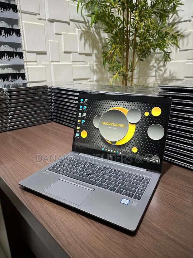 Laptop HP ZBook 14u G6 8GB Intel Core i5 SSD 256GB · Photo 3