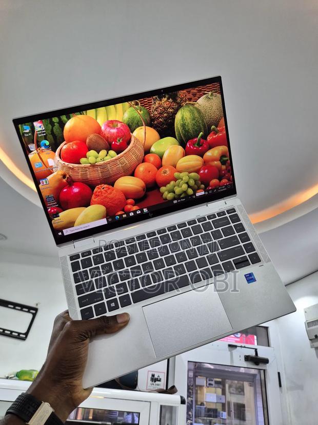 Laptop HP EliteBook 1040 G8 32GB Intel Core I7 SSD 512GB · Photo 1