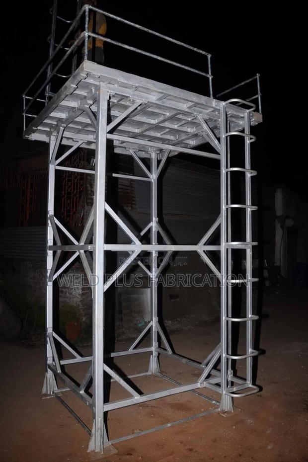 Strong and Durable Poly Tank Stand · Photo 2