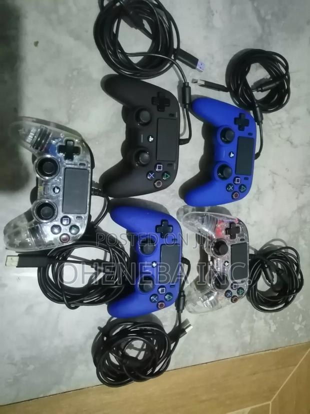 PS4 Officially Licensed Nacon Wired Controllers · Photo 8