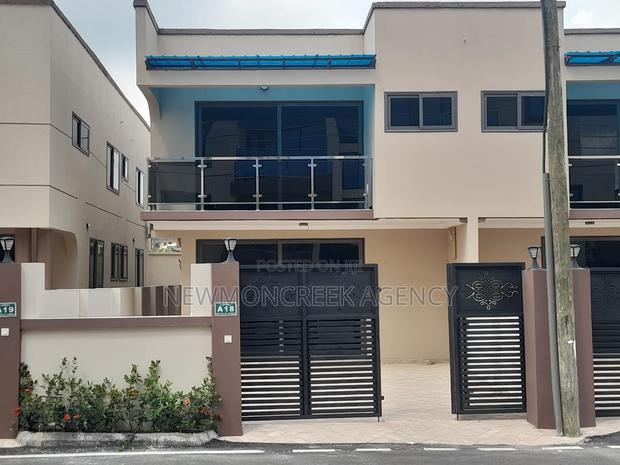3bdrm Duplex in Ayi Mensah, Accra Metropolitan for sale · Photo 2