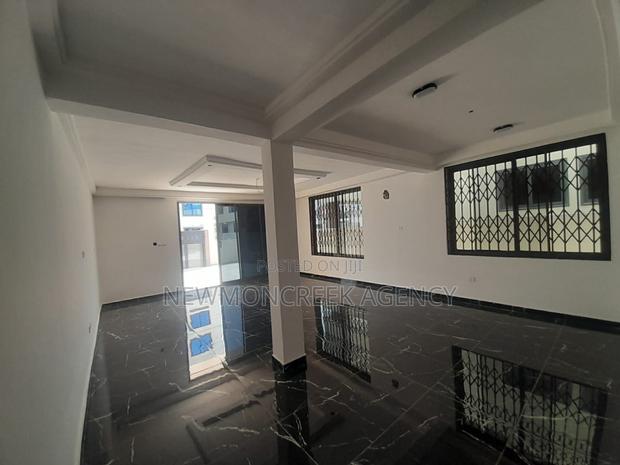 3bdrm Duplex in Ayi Mensah, Accra Metropolitan for sale · Photo 5