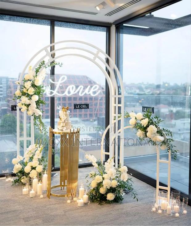 Susire Metal Wedding Garden Arch Trellis: 8.5ft Heavy Duty · Photo 2