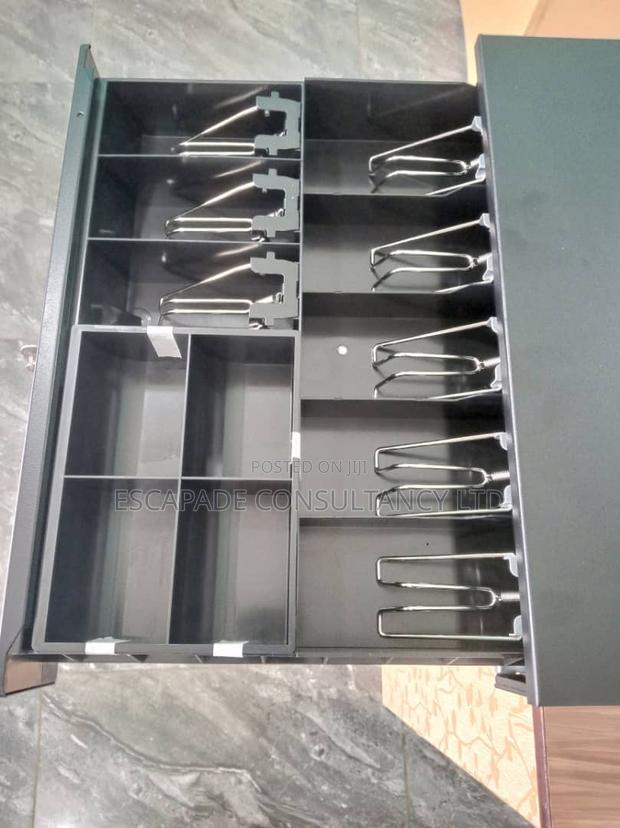 8 Bills , 4 Coins Electronic Cash Drawer (Escapade) Xmas PRO · Photo 2