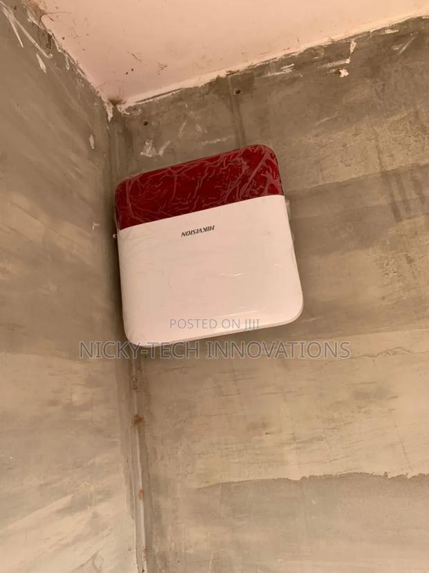 Wireless Alarm System · Photo 1