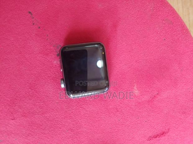 Apple Serie 3 42mm · Photo 1