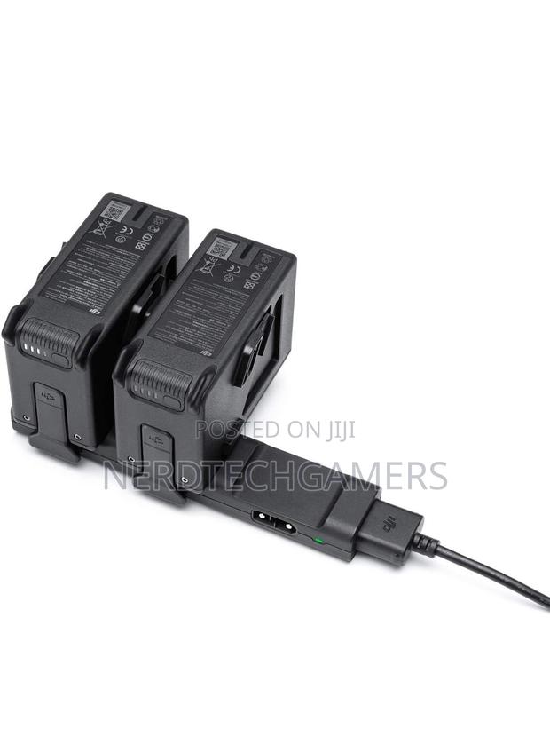 DJI FPV Fly More Kit for DJI FPV · Photo 2