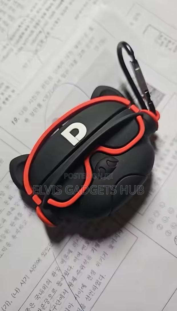 Apple Airpods Pro 2nd Generation With Silicone Case · Photo 7