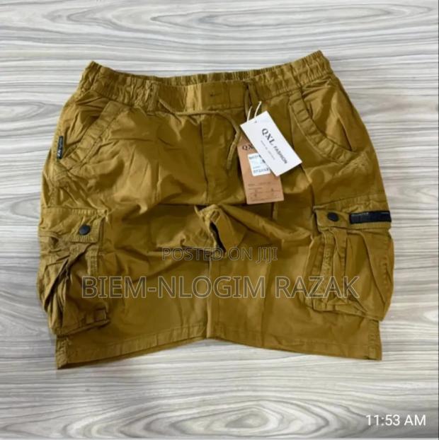 High Quality Cargo Short Pants Available in Stock · Photo 2