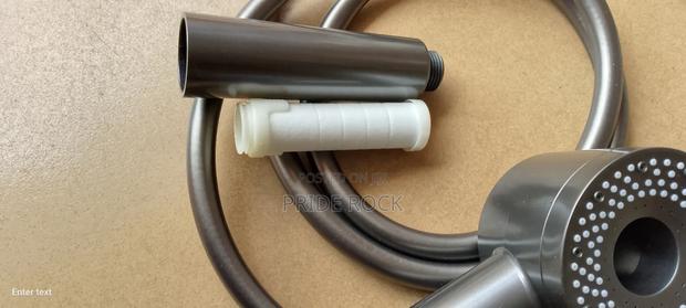 Quality Chain and Handle, Telephone Shower · Photo 3