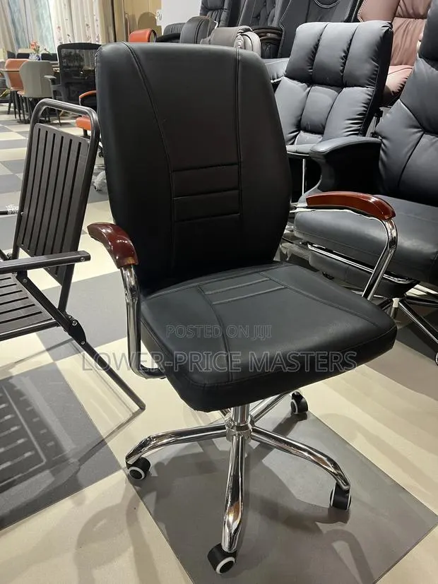 Office Executive Swivel Chair · Photo 1