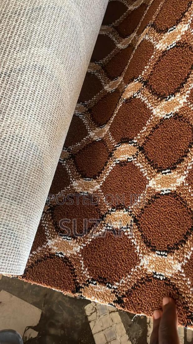 Industrial Designer Carpet · Photo 1