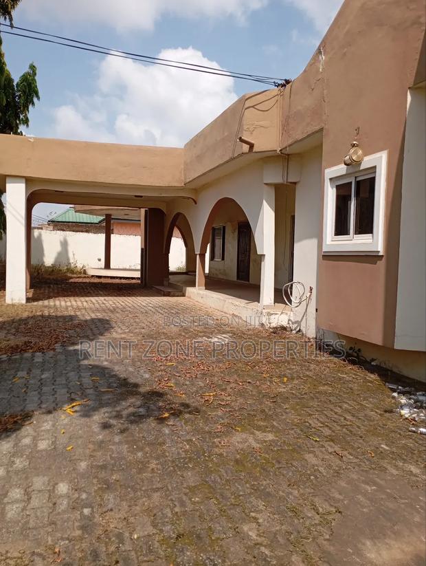 5bdrm Maisonette in Rent Zone Properties, Ofankor for sale · Photo 2