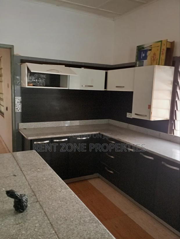 5bdrm Maisonette in Rent Zone Properties, Ofankor for sale · Photo 5