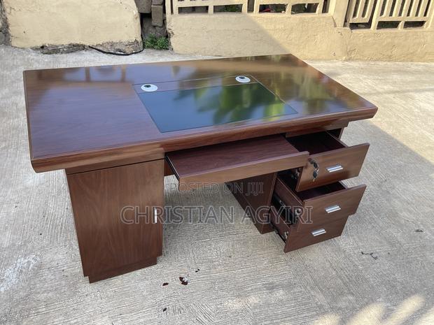 Office Desk/Table · Photo 1