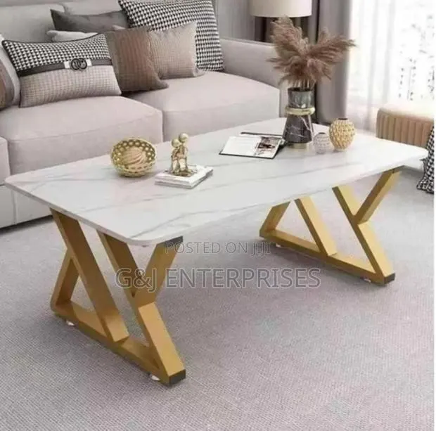 Rectangular Center Table · Photo 1